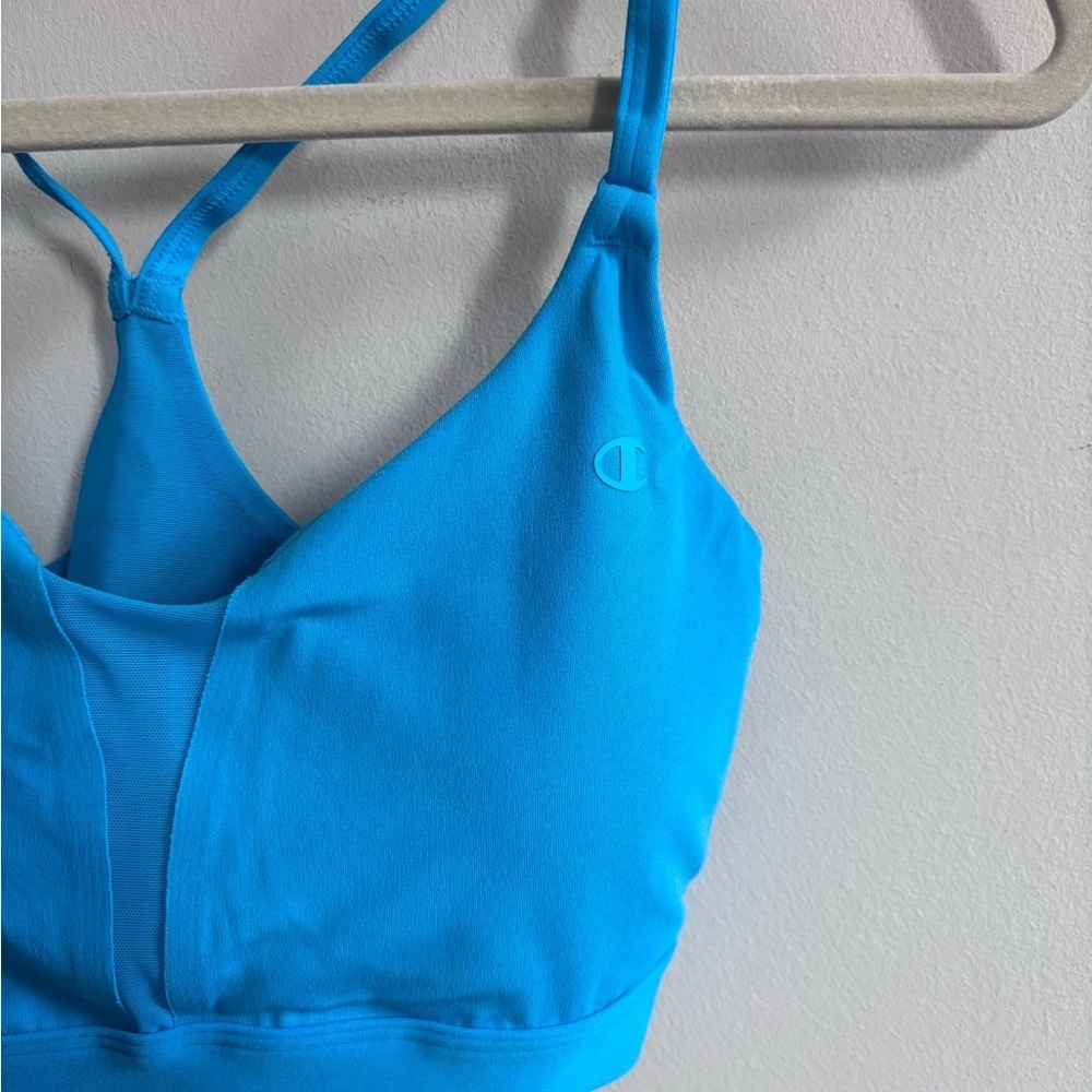 Champion Blue Adjustable-Strap Light Support Sports Bra - Picture 2 of 4
